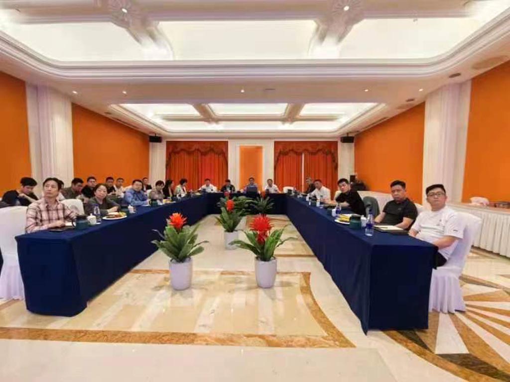 星火機床集團公司召開南方地區經銷商座談會 星火機床集團公司召開南方地區經銷商座談會